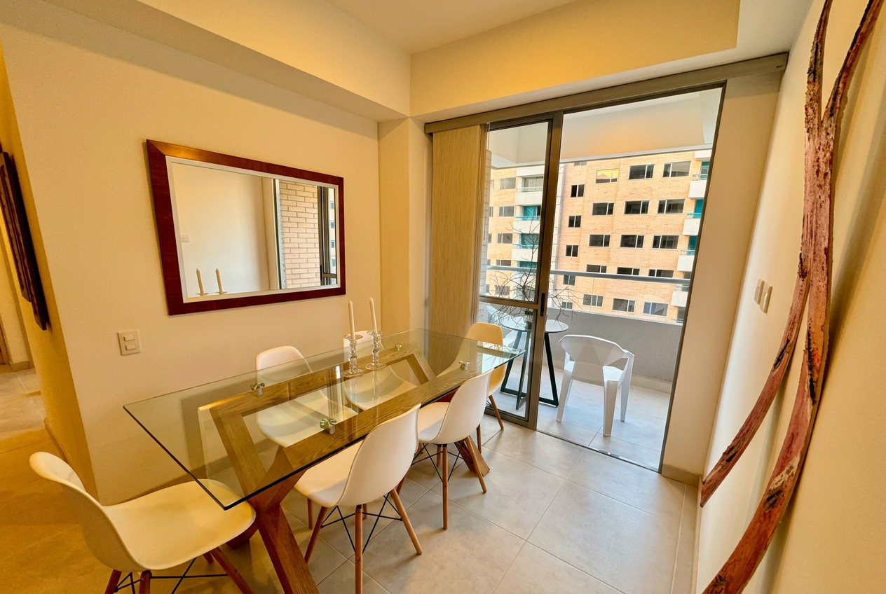 Apto Piso 15 en Envigado 2HR piscina + sauna + turco + zona de ejercicio